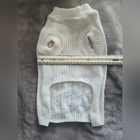 Small Pet Sweater - Picture 2 of 2